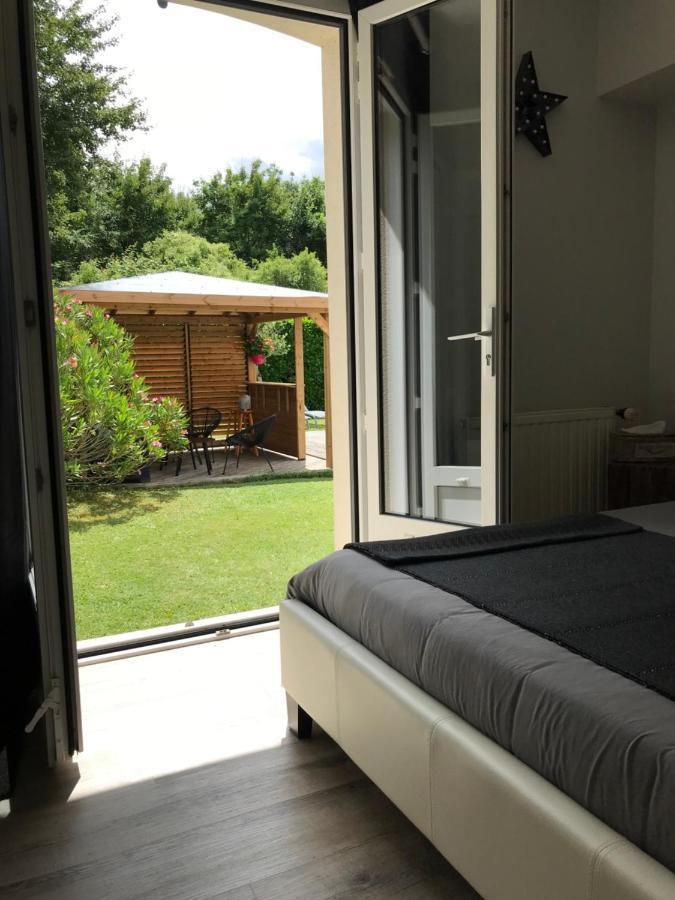 La Maison Des Eaux Claires Bed & Breakfast